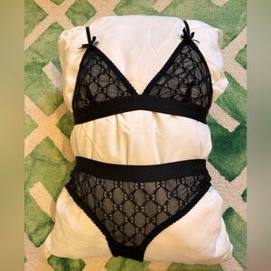 GG inspired bralette and boy short set. NWT size XL stretchy logo fabric.